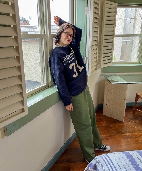 Le temps riche(ルタンリッシュ)の「ツータックワイドトラウザース<Le temps riche>(チノパンツ・レディース・ベージュ/オリーブ・M/S/L/LL)」の5枚目の写真
