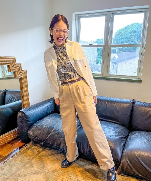 Le temps riche(ルタンリッシュ)の「ツータックワイドトラウザース<Le temps riche>(チノパンツ・レディース・ベージュ/オリーブ・M/S/L/LL)」の19枚目の写真