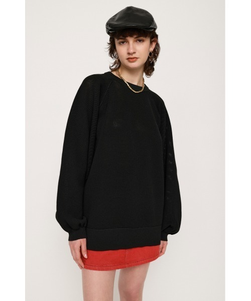 SLY(スライ)の「AIRY LIGHT OVERSIZE TOPS オーバーサイズ ビッグサイズ プルオーバー 洗える アンチピリング(ニット/セーター・レディース・ホワイト/ピンク/ブラック/ブルー・FREE)」の2枚目の写真