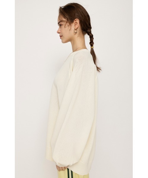 SLY(スライ)の「AIRY LIGHT OVERSIZE TOPS オーバーサイズ ビッグサイズ プルオーバー 洗える アンチピリング(ニット/セーター・レディース・ホワイト/ピンク/ブラック/ブルー・FREE)」の13枚目の写真