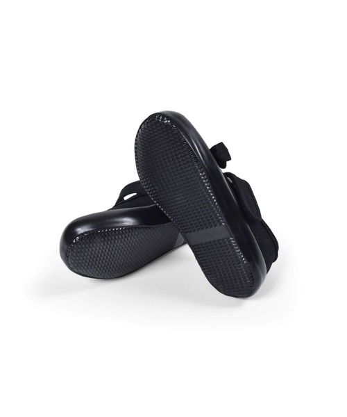 BeBe(ベベ)の「BeBe/リボン 付き ストラップ シューズ (13~19cm)(その他シューズ・キッズ・ブラック/ネイビー・19/18/17/14/15 /16/13)」の7枚目の写真