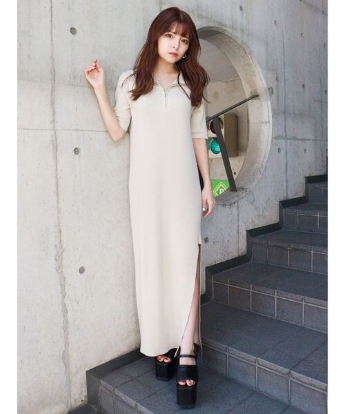MURUA（ムルーア）の「ハーフジップスリットワンピース（ワンピース