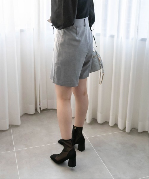 RANDA（ランダ）の「センタータックショートパンツ（その他パンツ・レディース・ベージュ/ネイビー/グレー・0/1）」の11枚目の写真