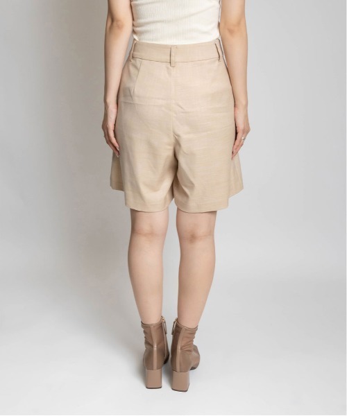 RANDA（ランダ）の「センタータックショートパンツ（その他パンツ・レディース・ベージュ/ネイビー/グレー・0/1）」の15枚目の写真