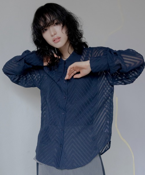 VACANCY（ヴァカンシー）の「バリモア襟カットジャガードシアーシャツ（シャツ/ブラウス・レディース・ネイビー/グリーン/アイボリー・FREE）」の15枚目の写真