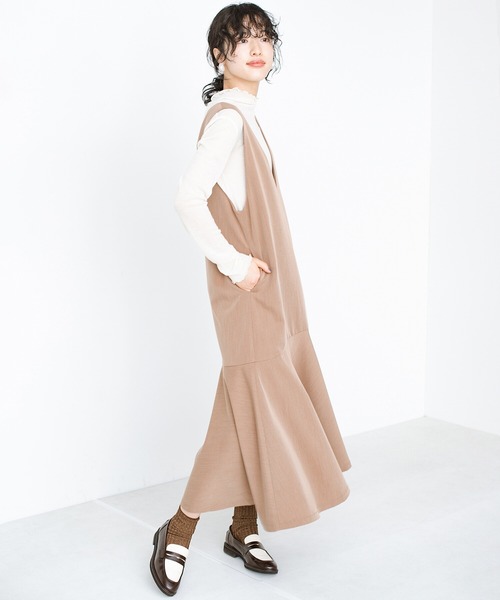 haco!(ハコ)の「洗濯機OK! 計算されたシルエットのジャンパースカート(ジャンパースカート・レディース・ブラック/ライトブラウン・LARGE/MEDIUM/SMALL/X-LARGE)」の11枚目の写真