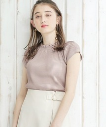 フリルハイネックバック釦プリーツリブニットプルオーバー