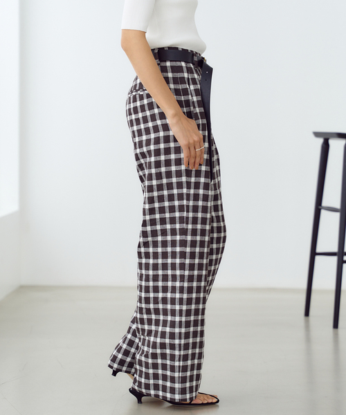 IENA（イエナ）の「フレンチリネンセミワイドパンツ（スラックス・レディース・ブラウン/ベージュ/ネイビー・34/36/38/40）」の20枚目の写真