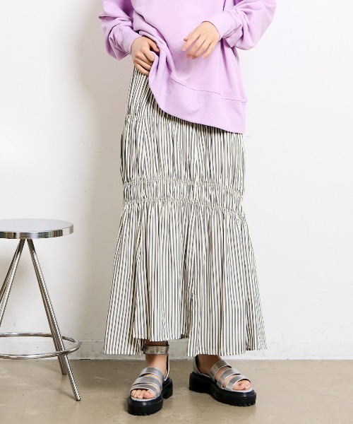 THE YOn（ザヨン）の「マルチストライプギャザーマーメイドスカート  