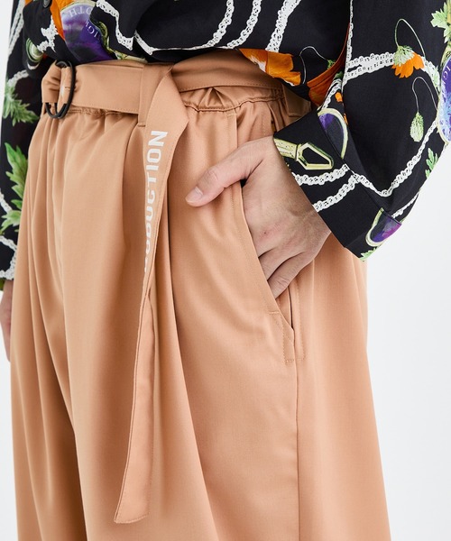 TIGHTBOOTH PRODUCTION（タイトブースプロダクション）の「BAGGY SLACKS（スラックス・メンズ・ピンク/ライム・L/M）」の16枚目の写真