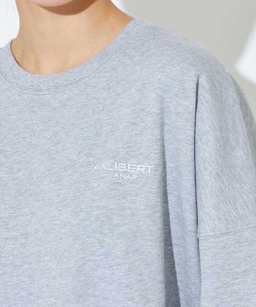 ANLIBERTY ANAP(アンリバティアナップ)の「ANLIBERTYベーシックロゴスウェットプルオーバー【ユニセックス】(スウェット・レディース・ブラック/グレー/ラベンダー・S/M)」の6枚目の写真