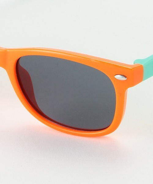 petit main（プティマイン）の「ウェリントン風サングラス（サングラス・キッズ・オレンジ/マルチ/ブルー/ブラック・FREE）」の8枚目の写真