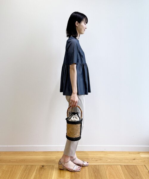 OPAQUE.CLIP（オペークドットクリップ）の「◆セットアップ対応 リネンライクテーパードパンツ【マシンウオッシャブル/抗ピリング】（その他パンツ・レディース・ネイビー/ベージュ・38/42/40/36）」の13枚目の写真