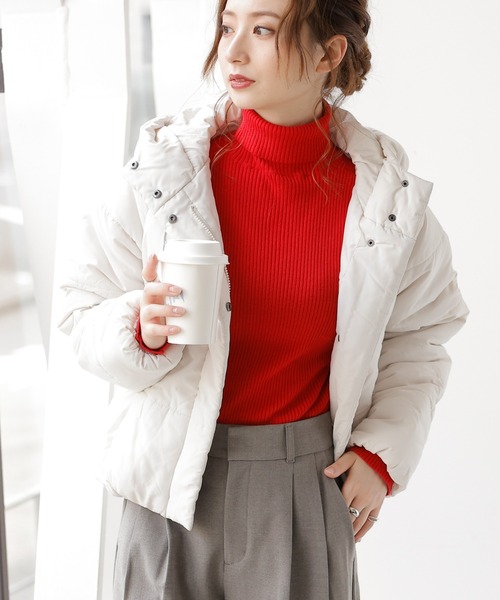 frames RAY CASSIN(フレームスレイカズン)の「中綿ショートダウン(ダウンジャケット/コート・レディース・ブラウン/ベージュ/キナリ/ブラック・FREE)」の2枚目の写真