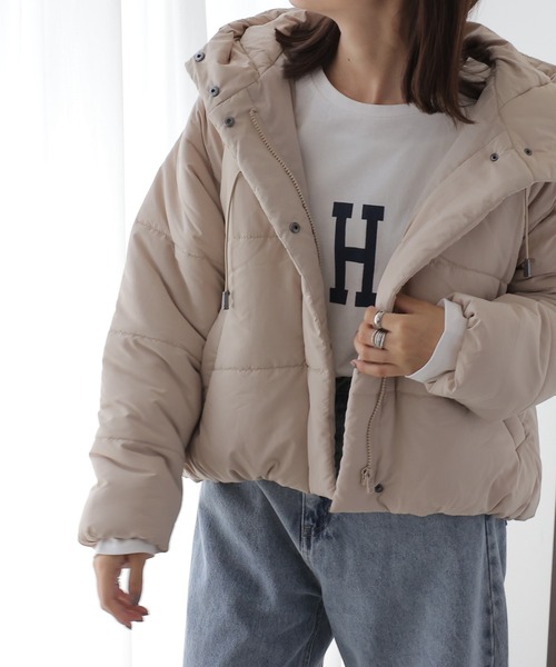 frames RAY CASSIN(フレームスレイカズン)の「中綿ショートダウン(ダウンジャケット/コート・レディース・ブラウン/ベージュ/キナリ/ブラック・FREE)」の6枚目の写真