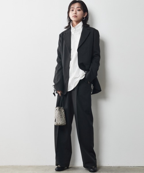 CHIC STYLE（シックスタイル）の「＜大きいサイズ＞フロントジップテーラードジャケット シックスタイル（テーラードジャケット・レディース・グレー/ブラック・L/3L/4L/LL/5L）」の18枚目の写真