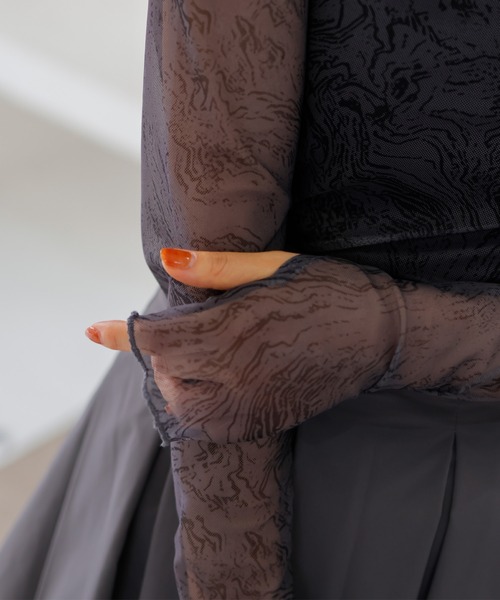 LIAN（リアン）の「マーブルプリント シアートップス（その他トップス・レディース・チャコールグレー/グレー・FREE）」の4枚目の写真