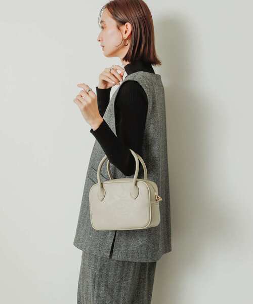 SENSE OF PLACE by URBAN RESEARCH（センスオブプレイスバイアーバンリサーチ）の「2WAYスクエアボストンバッグ（ボストンバッグ・レディース・ライトベージュ/ブラック/モカ・ONE）」の13枚目の写真