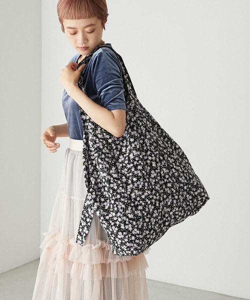 forksy.(フォルクシー)の「【forksy.】アソート刺繍ロゴパパバッグ(トートバッグ・レディース・ブルー系/ピンク系/ブラック系/オレンジ系・FREE)」の6枚目の写真