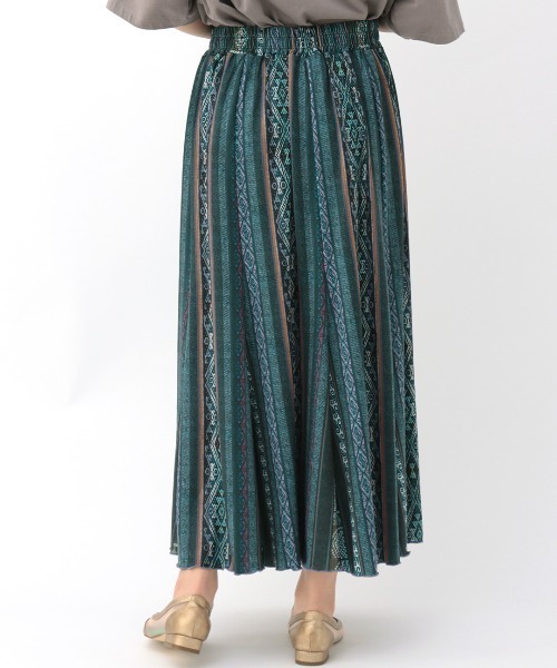 チチカカ(チチカカ)の「ファブリックプリントスカート(スカート・レディース・ブラック/マスタード/レッド・LARGE/MEDIUM)」の11枚目の写真
