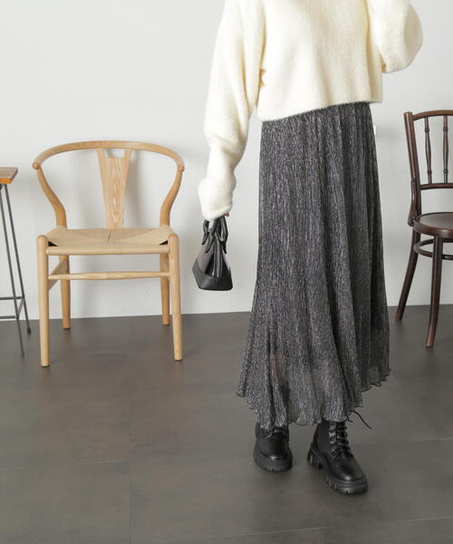 FREE'S MART（フリーズマート）の「◆［ＷＥＢ限定］ラメプリーツスカート（スカート・レディース・ゴールド/ブラック/シルバー・SMALL/MEDIUM）」の11枚目の写真