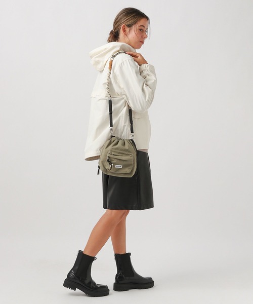 BAYFLOW（ベイフロー）の「コード編みキンチャクショルダー（ショルダーバッグ・レディース・ライトグレー/ブラック/ベージュ/カーキ・FREE）」の12枚目の写真