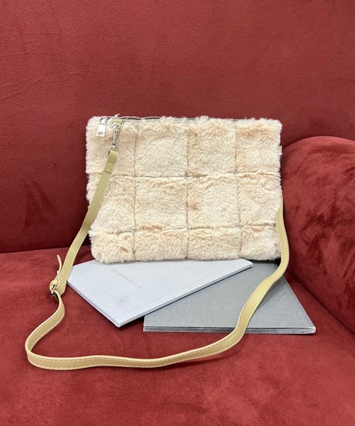 SPIGA(スピーガ)の「ブロックファークラッチバッグ(クラッチバッグ・レディース・ブラック/グレー/オフホワイト・FREE)」の2枚目の写真