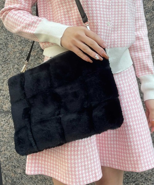 SPIGA(スピーガ)の「ブロックファークラッチバッグ(クラッチバッグ・レディース・ブラック/グレー/オフホワイト・FREE)」の3枚目の写真