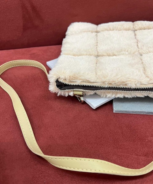 SPIGA(スピーガ)の「ブロックファークラッチバッグ(クラッチバッグ・レディース・ブラック/グレー/オフホワイト・FREE)」の6枚目の写真