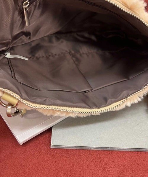 SPIGA(スピーガ)の「ブロックファークラッチバッグ(クラッチバッグ・レディース・ブラック/グレー/オフホワイト・FREE)」の7枚目の写真