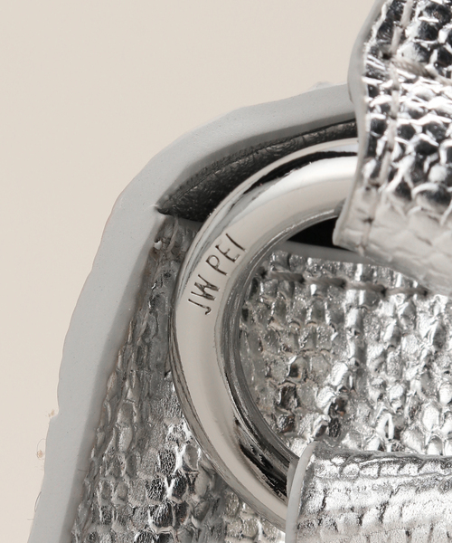 JW PEI（ジェイダブリューペイ）の「【JW PEI / ジェイダブリューペイ】 FAE Metallic Top Handle Crossbody：バッグ（ハンドバッグ・レディース・シルバー・FREE）」の12枚目の写真