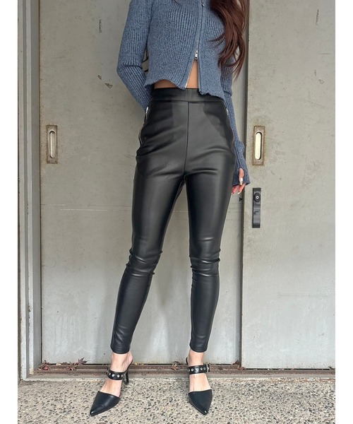 EGOIST（エゴイスト）の「ジップフェイクレザースキニーパンツ（その他パンツ・レディース・ブラック・SS/S/M）」の5枚目の写真