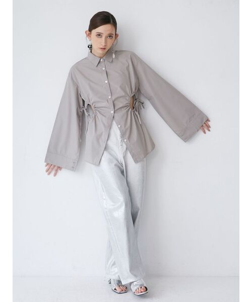 MURUA（ムルーア）の「アートヒールミュールサンダル（サンダル・レディース・シルバー/ブラック・24.5/22.5/23.5）」の14枚目の写真