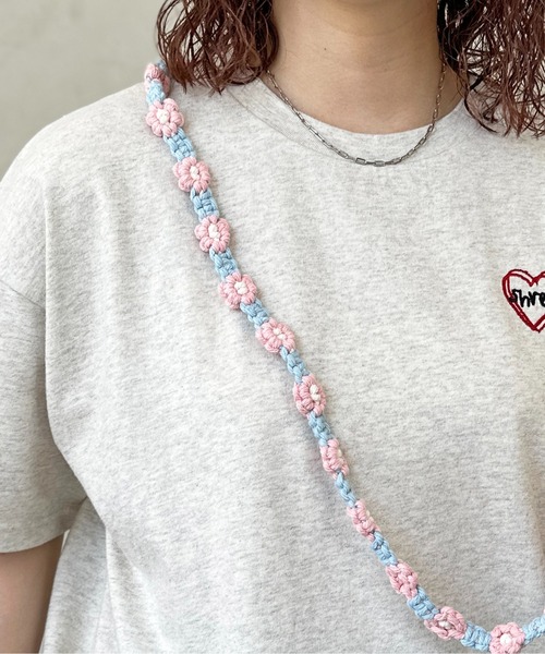 CPCM（シーピーシーエム）の「お花モチーフストラップ（スマホグッズ・レディース・オレンジ/ブラウン/ホワイト/ピンク・FREE）」の4枚目の写真