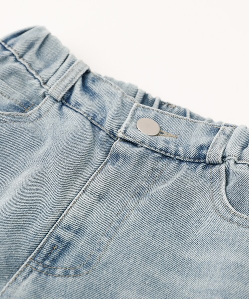 URBAN CHERRY（アーバンチェリー）の「カットオフストレートデニムパンツ（デニムパンツ・キッズ・ブルー・120cm/130cm/140cm/110cm）」の11枚目の写真