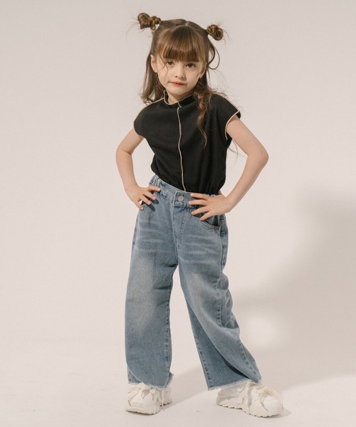 URBAN CHERRY（アーバンチェリー）の「カットオフストレートデニムパンツ（デニムパンツ・キッズ・ブルー・120cm/130cm/140cm/110cm）」の8枚目の写真