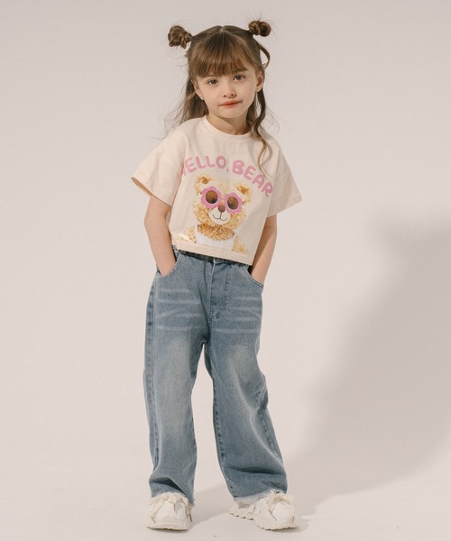 URBAN CHERRY（アーバンチェリー）の「カットオフストレートデニムパンツ（デニムパンツ・キッズ・ブルー・120cm/130cm/140cm/110cm）」の2枚目の写真