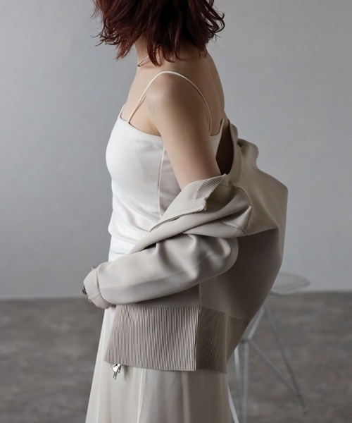 Bonjour Sagan（ボンジュールサガン）の「カップ付きベアキャミソール（キャミソール・レディース・グレイッシュベージュ/アイボリー/オフホワイト/チャコールグレー/ブラック・FREE）」の13枚目の写真