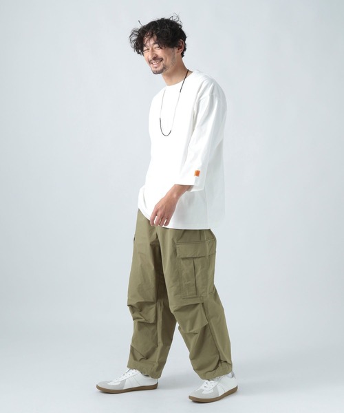 BAYFLOW（ベイフロー）の「ナイロンコットンワイドカーゴパンツ（カーゴパンツ・メンズ・グレー/カーキ/ブラック/ホワイト・SMALL/MEDIUM/LARGE）」の8枚目の写真