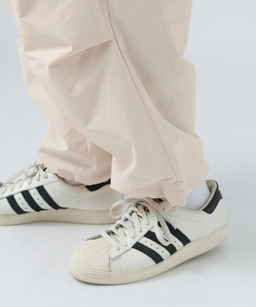 BAYFLOW（ベイフロー）の「ナイロンコットンワイドカーゴパンツ（カーゴパンツ・メンズ・グレー/カーキ/ブラック/ホワイト・SMALL/MEDIUM/LARGE）」の15枚目の写真