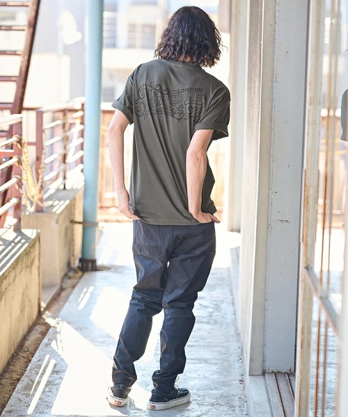 CAMBIO(カンビオ)の「mt8936- スタンダードシルエットプリントTシャツ(MONOCHROME)(Tシャツ/カットソー・メンズ・グレー/ホワイト/スミクロ・S/M/L/XL)」の8枚目の写真