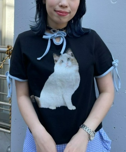 Candy Stripper(キャンディストリッパー)の「MEOW RIBBON トップス(Tシャツ/カットソー・レディース・オフホワイト/ライトグレー/ブラック・2)」の3枚目の写真