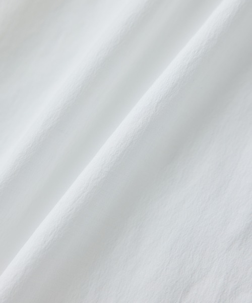 ROPE'（ロペ）の「綿ナイロンワッシャーギャザーマウンテンパーカー【メディア掲載】（マウンテンパーカー・レディース・オフホワイト/ブラック・FREE）」の21枚目の写真