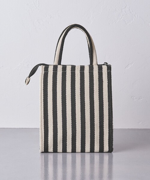 UNITED ARROWS（ユナイテッドアローズ）の「ストライプ ランチバッグ（トートバッグ・レディース・ブラック・FREE）」の3枚目の写真