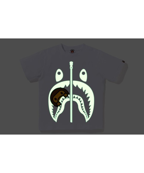 A BATHING APE（アベイシングエイプ）の「GLOW IN THE DARK MILO SHARK 