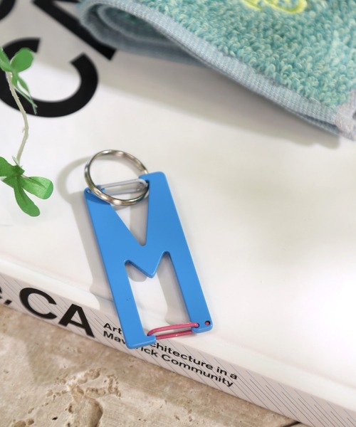 BAYFLOW(ベイフロー)の「BFアルファベットカラビナ(キーホルダー・レディース・A/S/M/K/Y/R・0)」の3枚目の写真