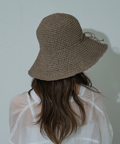 COLONY 2139（コロニートゥーワンスリーナイン）の「手編みつば広ペーパーハット（ハット・レディース・ベージュ/ライトベージュ/ブラック/モカ・FREE）」の3枚目の写真
