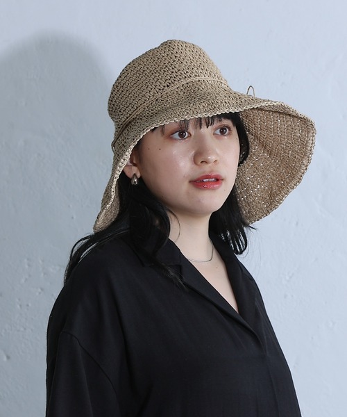 COLONY 2139（コロニートゥーワンスリーナイン）の「手編みつば広ペーパーハット（ハット・レディース・ベージュ/ライトベージュ/ブラック/モカ・FREE）」の6枚目の写真