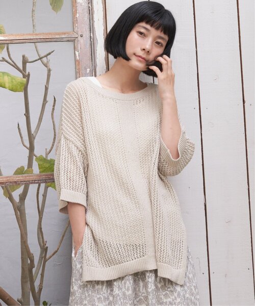 LBC(エルビーシー)の「2WAYラメメッシュニットプルオーバー(ニット/セーター・レディース・ベージュ/ブラック・M)」の6枚目の写真