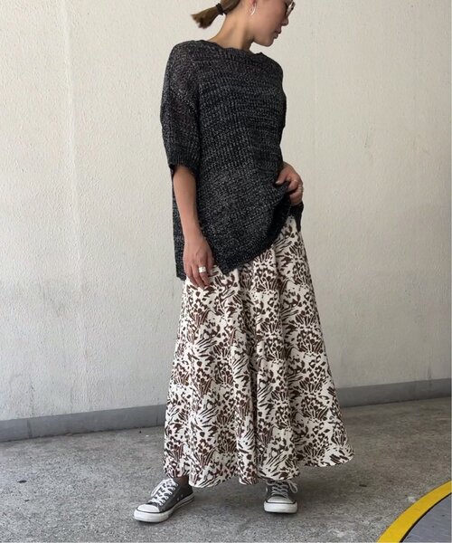 LBC（エルビーシー）の「2WAYラメメッシュニットプルオーバー（ニット/セーター・レディース・ベージュ/ブラック・M）」の18枚目の写真